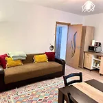 Gong Downtown Apartment